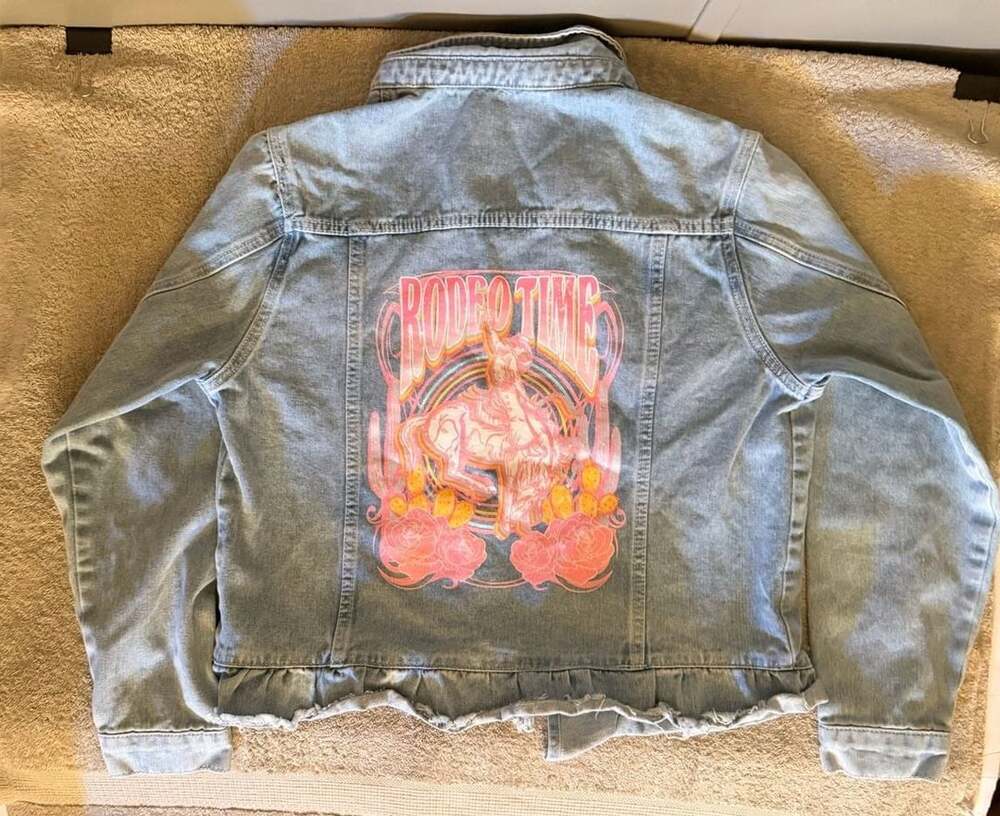 Jean Jacket Size M Light Wash Denim Raw Hem Crop
